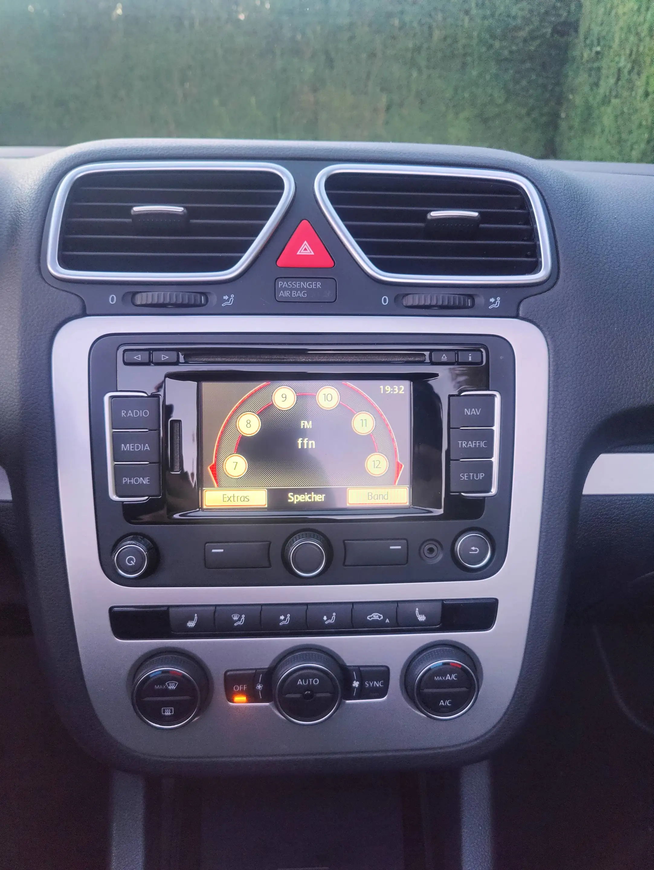 Volkswagen Eos Eos 2.0 TSI — photo 12