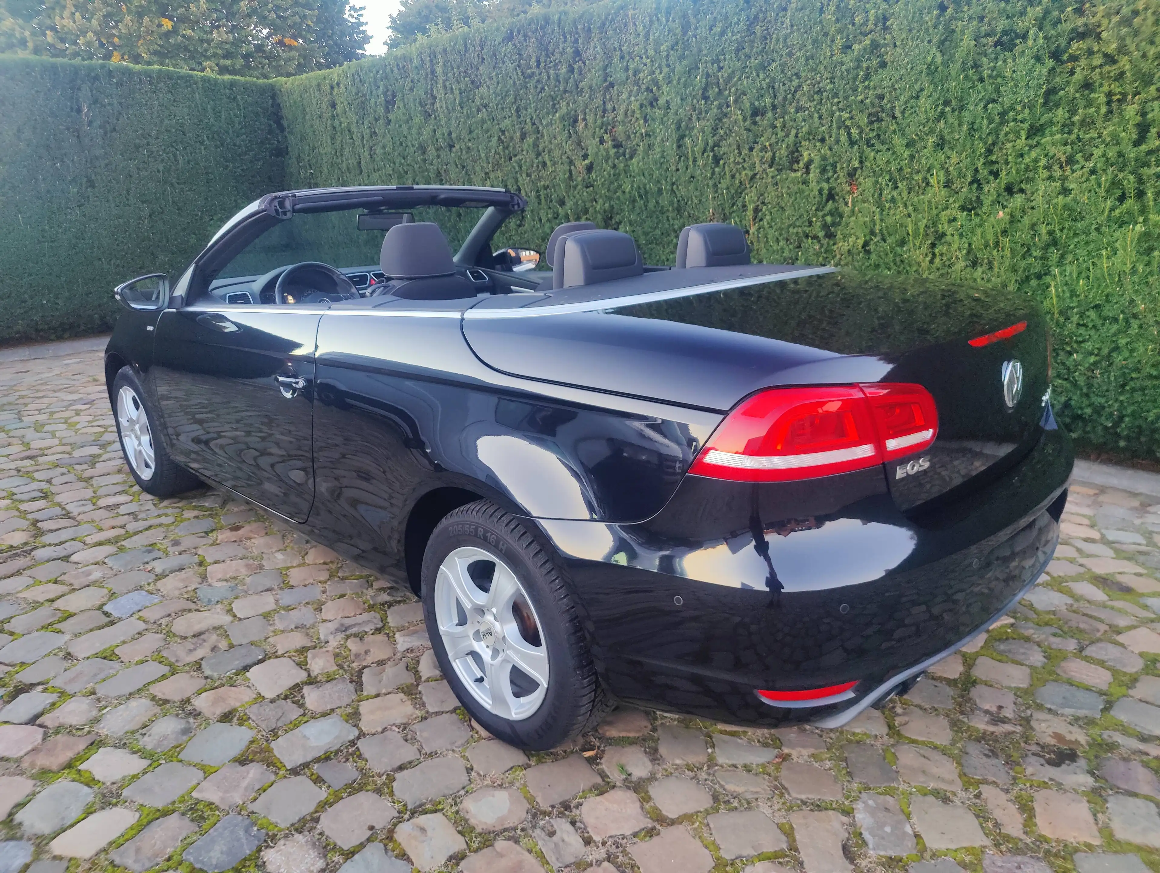 Volkswagen Eos Eos 2.0 TSI — photo 3
