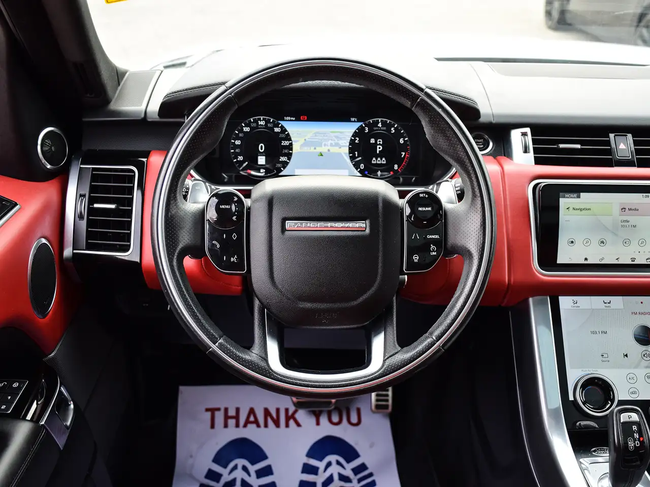 Land Rover Range Rover Sport снимка Land Rover Range Rover Sport