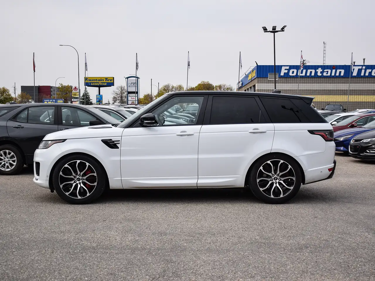 Land Rover Range Rover Sport снимка Land Rover Range Rover Sport