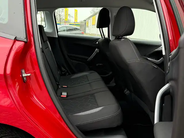Peugeot 2008 view 10