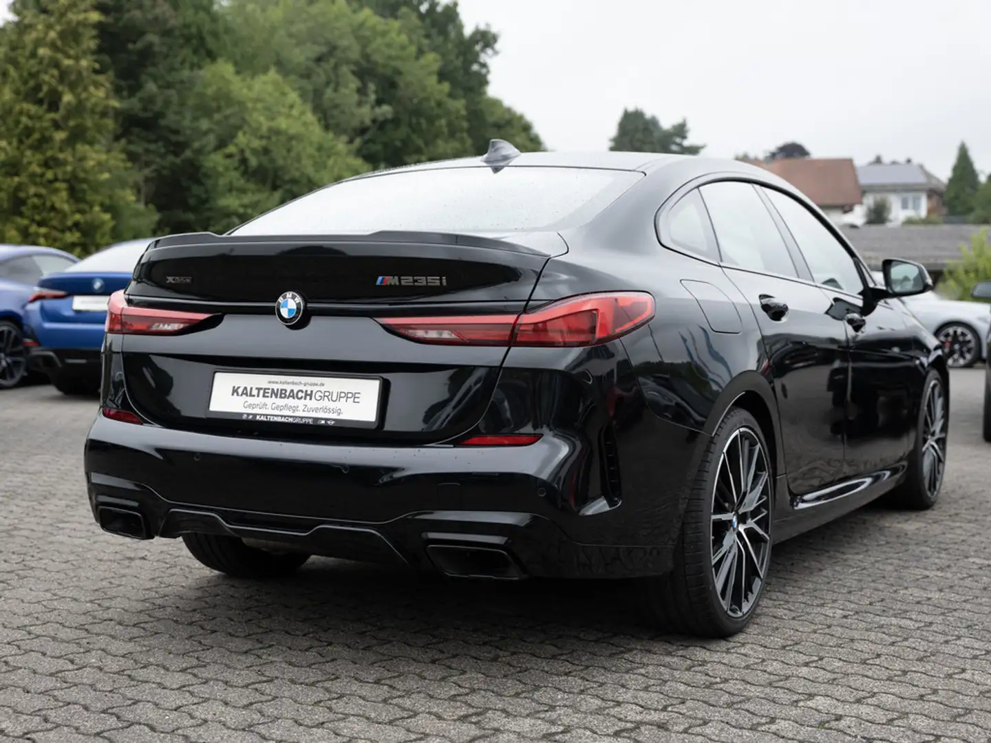 BMW 235 Mi Gran Coupe xDrive LED W-LAN NAVI SHZ Zwart - 2