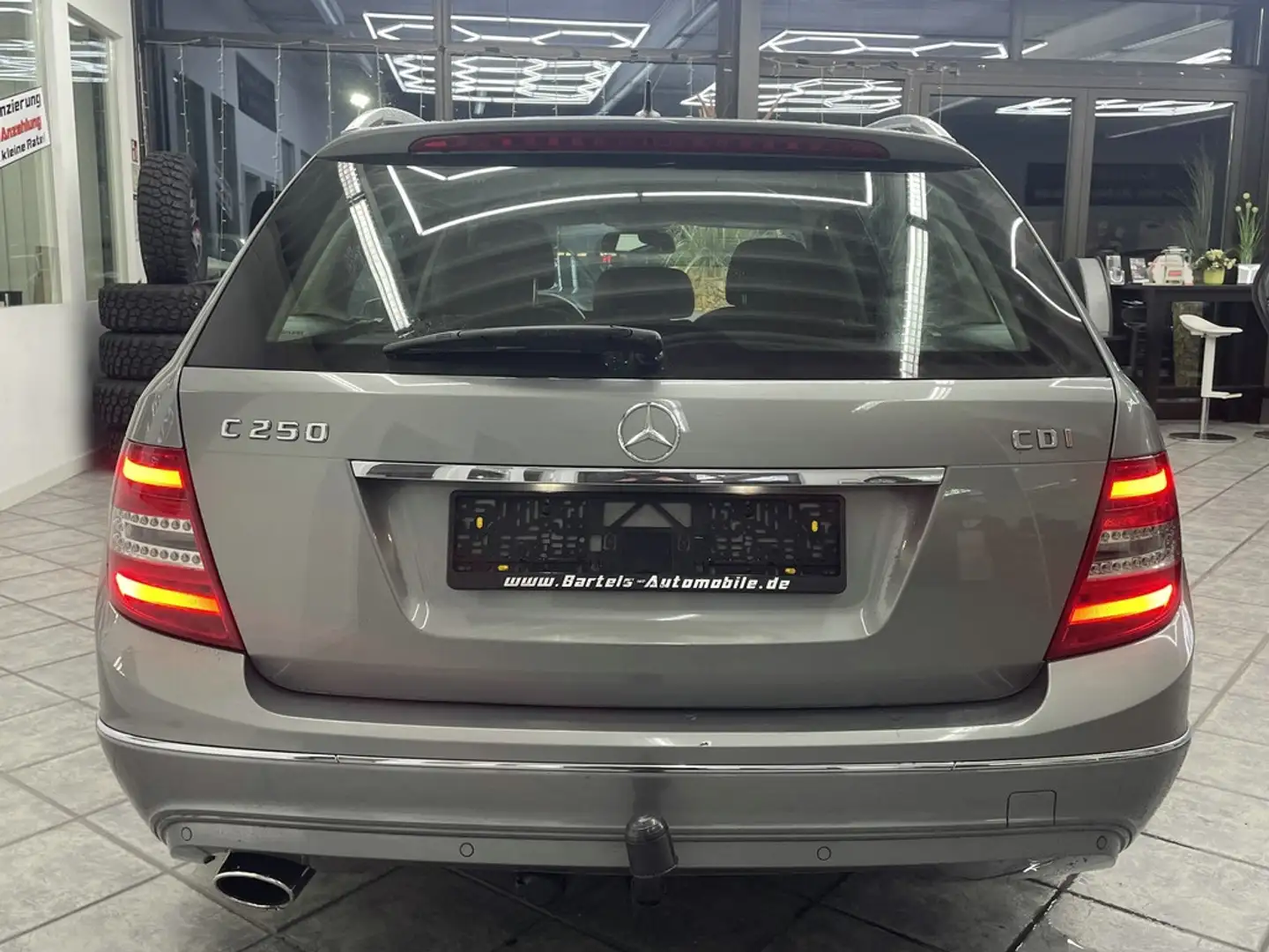 Mercedes-Benz C 250 T CDI BE Avantgarde, Leder, Navi, 7G, PDC Gri - 2