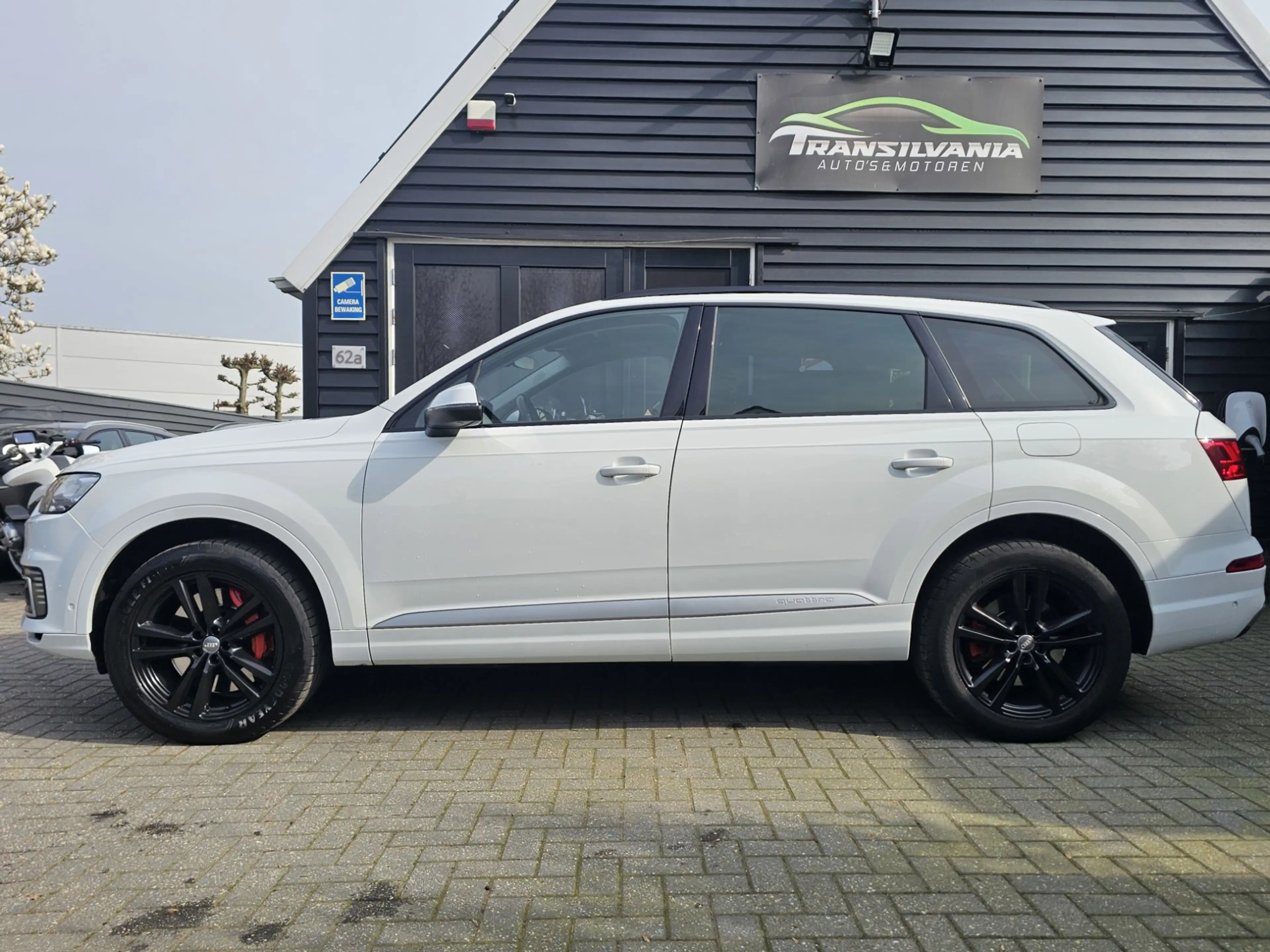 Audi Q7 e-tron 3.0 TDI Hybrid 374PK quattro Premium — photo 4