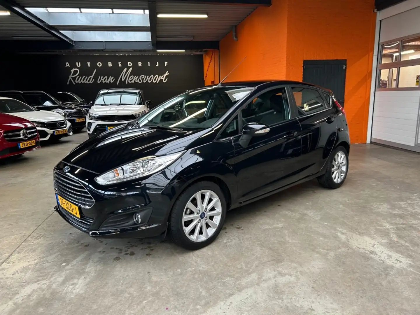 Ford Fiesta 1.0 ECOB. TITANIUM X / Cruise / Navi / 19710Km !!! Zwart - 1