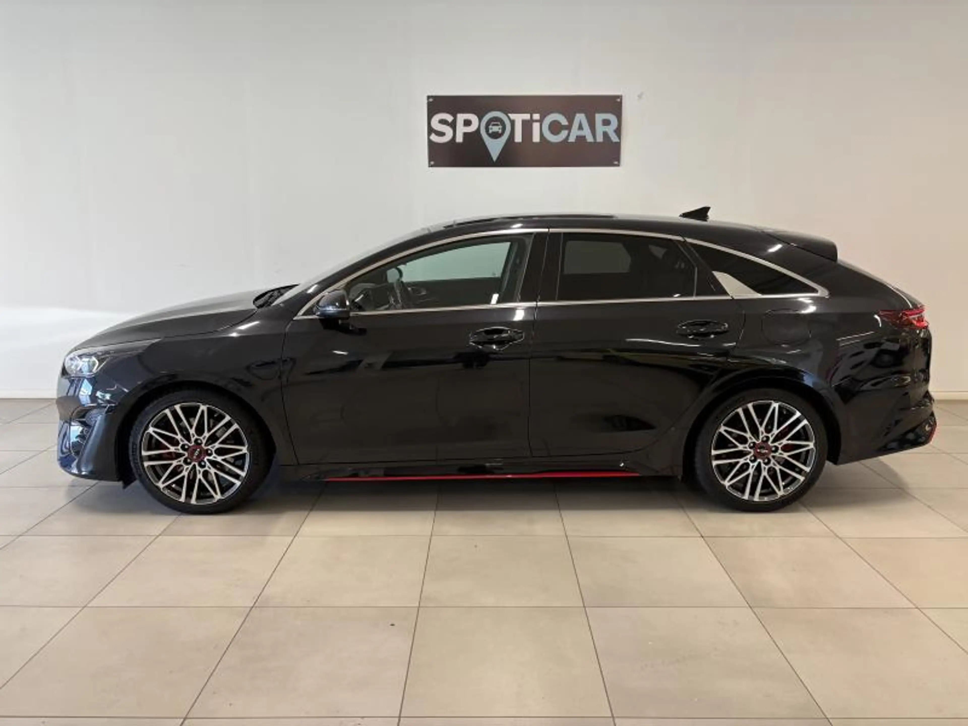 Kia Ceed / cee'd & Pro GT — photo 4