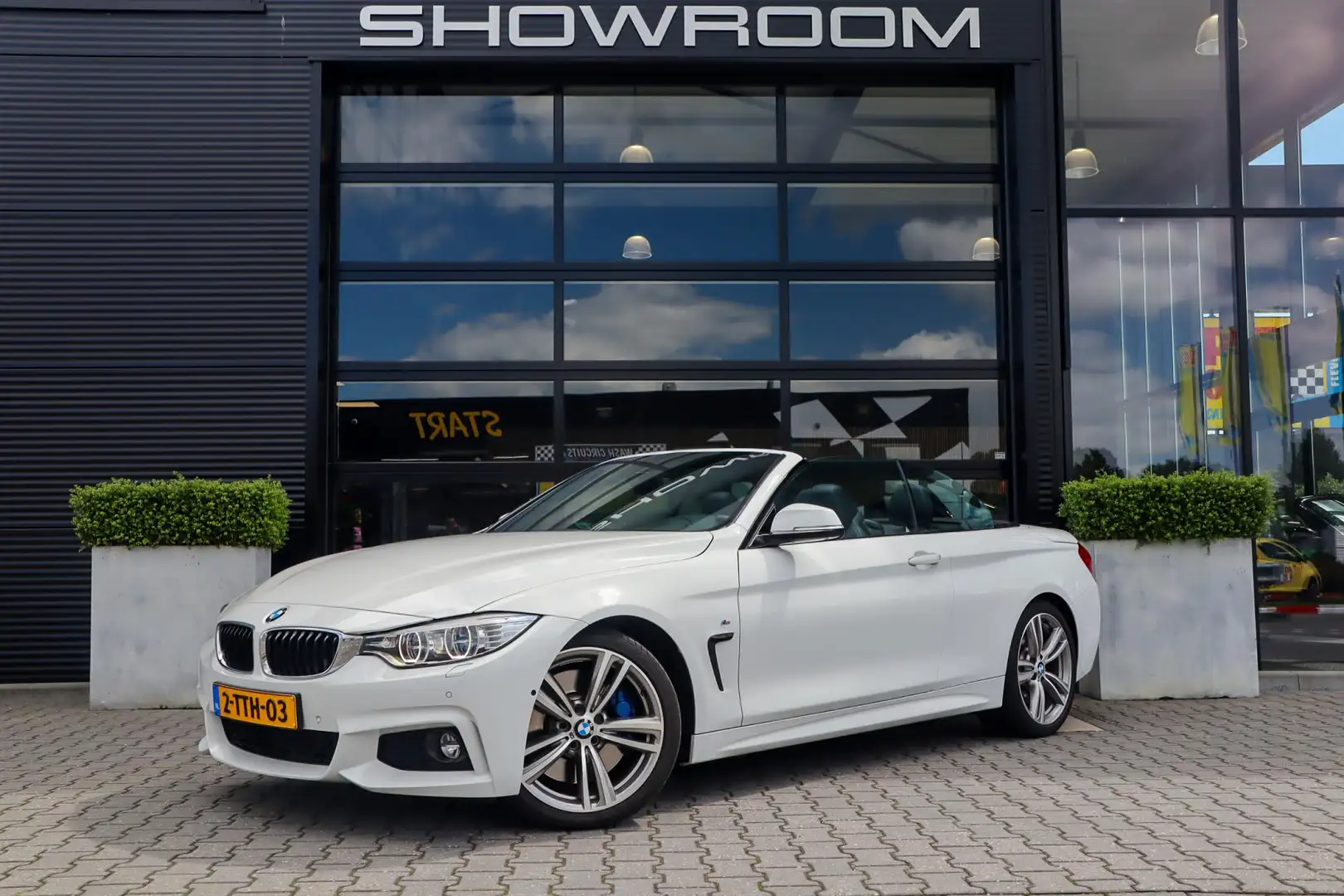 BMW 428 4-serie Cabrio 428i M-Sport, 245PK, Nekverwarming, Wit - 2