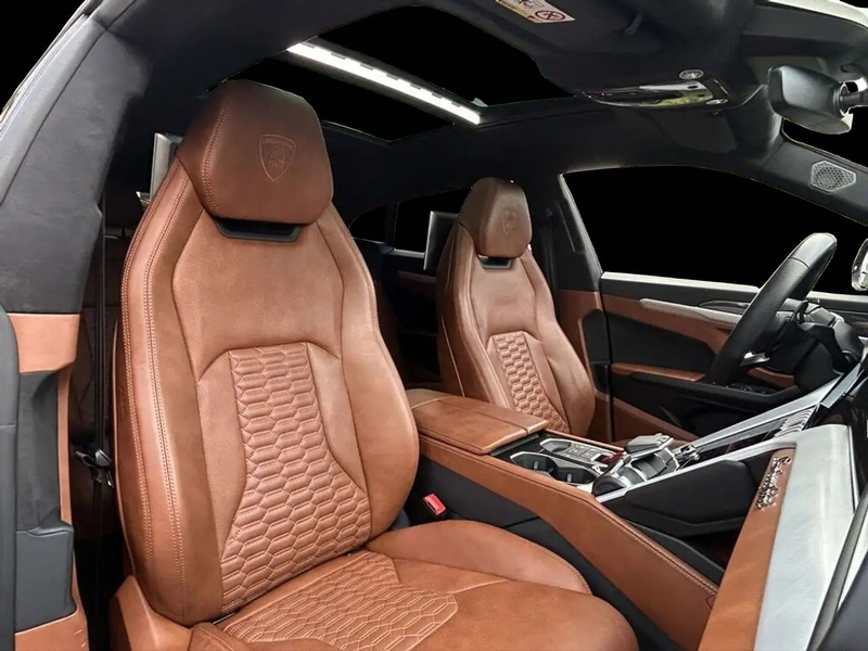 Lamborghini Urus 4.0 KERAMIK*B&O*MASSAGE*PANO*HUD* — photo 8