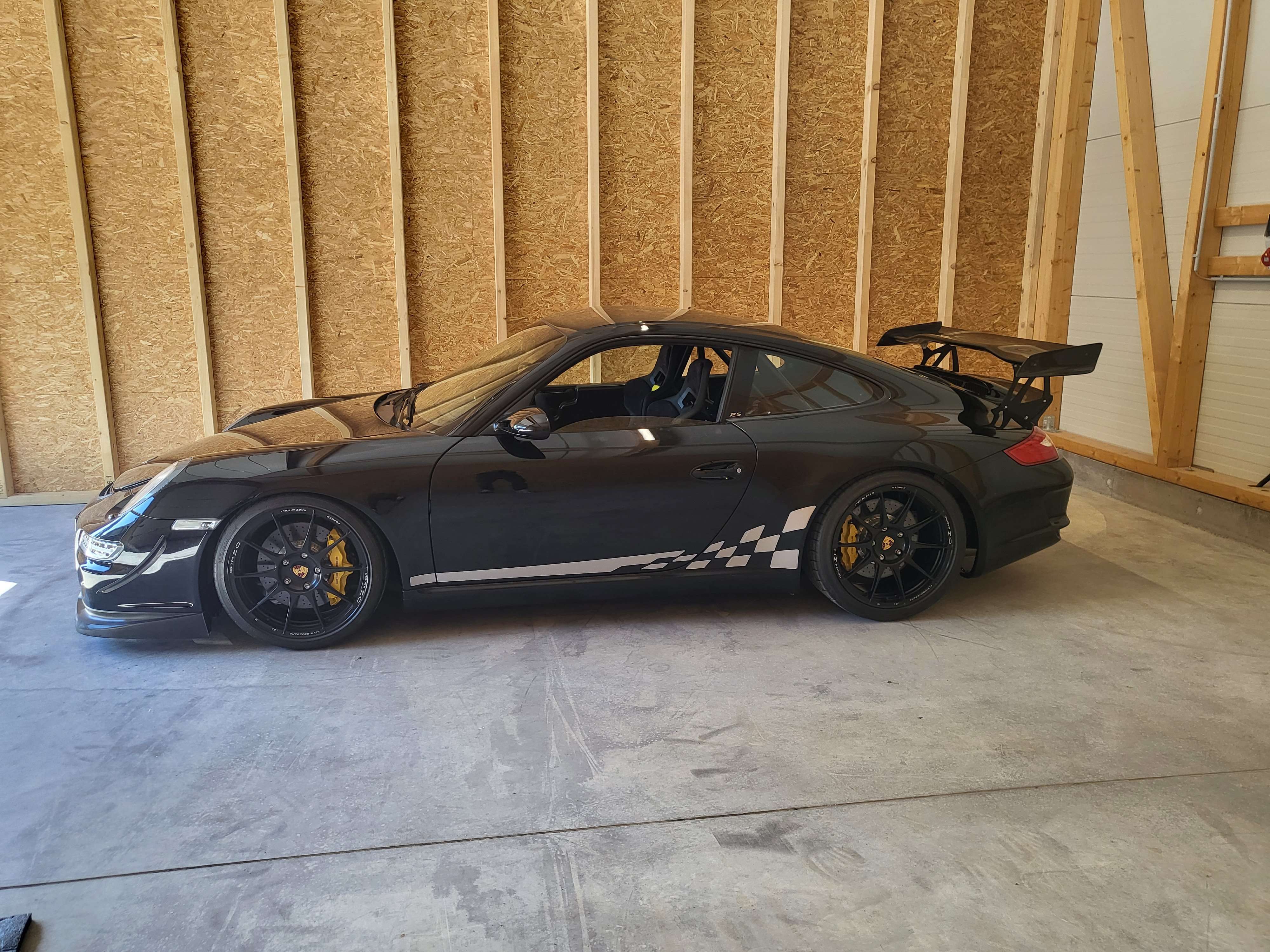 Second hand Porsche 911 