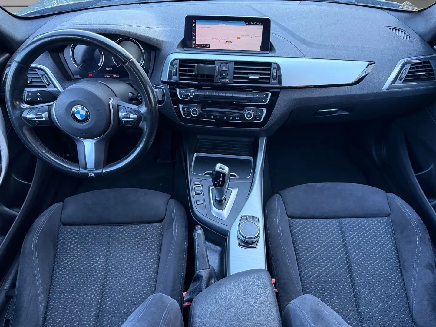 BMW M Sport Grau - 2