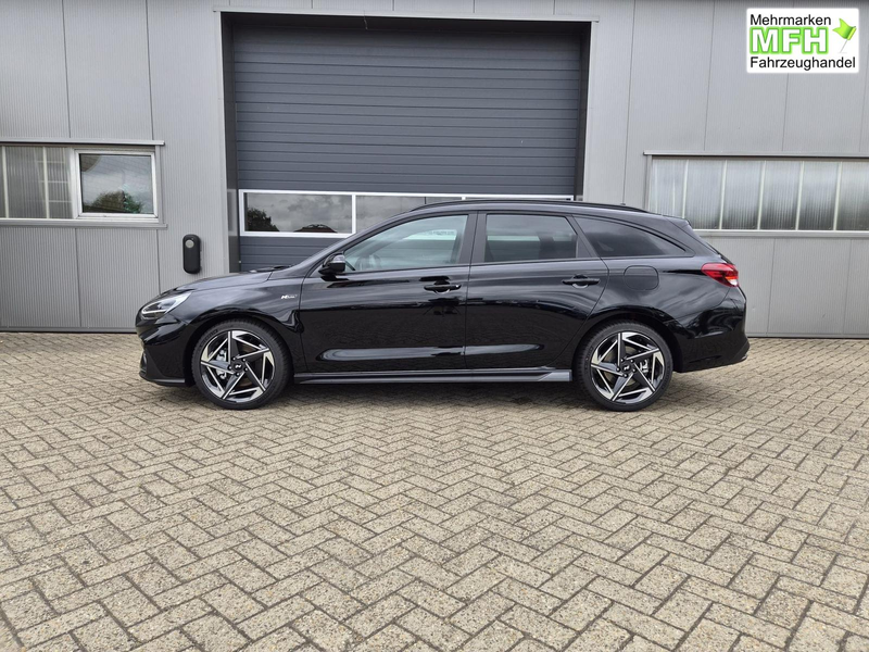Hyundai i30 Kombi  1.6 T-GDI 150PS Automatik N-Line Sitzhei... — photo 2