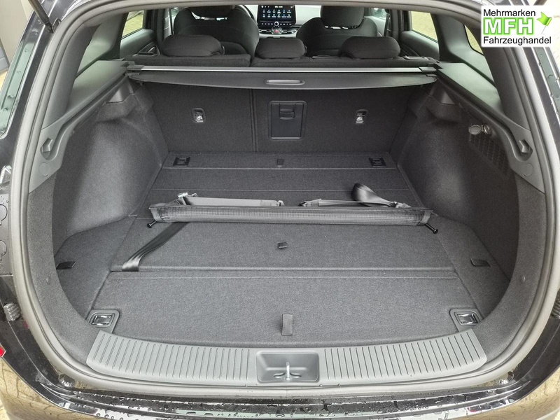 Hyundai i30 Kombi  1.6 T-GDI 150PS Automatik N-Line Sitzhei... — photo 9