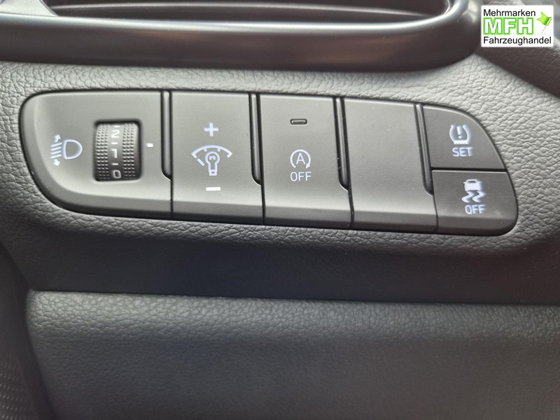 Hyundai i30 Kombi  1.6 T-GDI 150PS Automatik N-Line Sitzhei... — photo 13