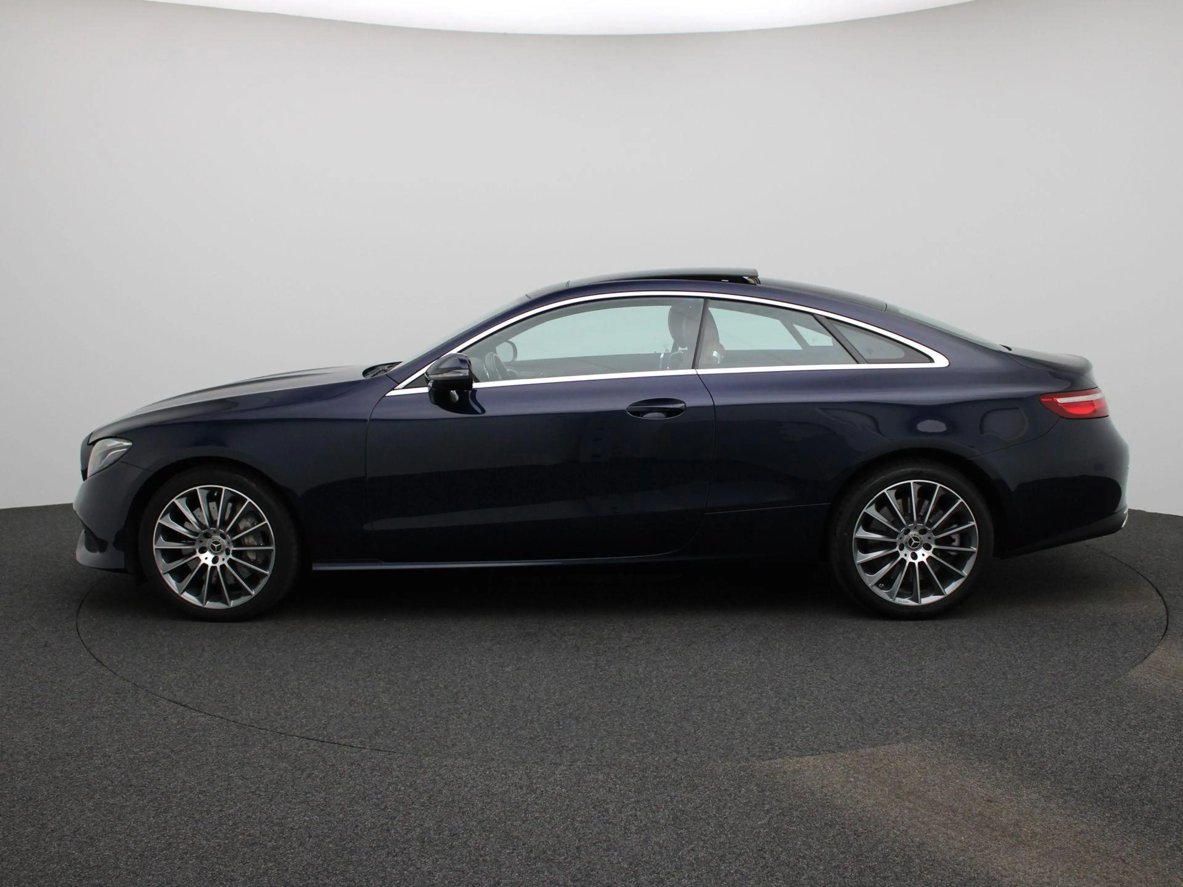 Mercedes-Benz E 400 Coupé 4MATIC Premium | Automaat | Panoramadak | St — photo 4