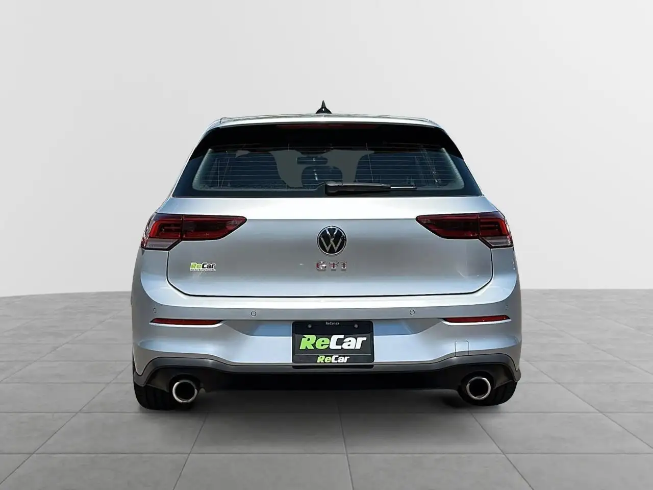 Volkswagen Golf GTI снимка Volkswagen Golf GTI