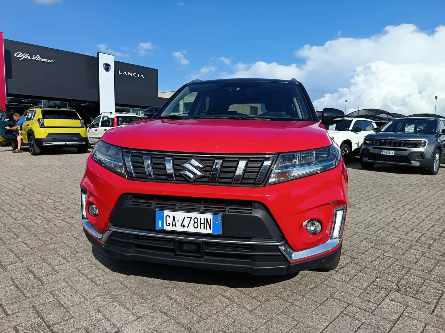 Suzuki Vitara Vitara 1.4 Hybrid 4WD AllGrip Top Rojo - 2