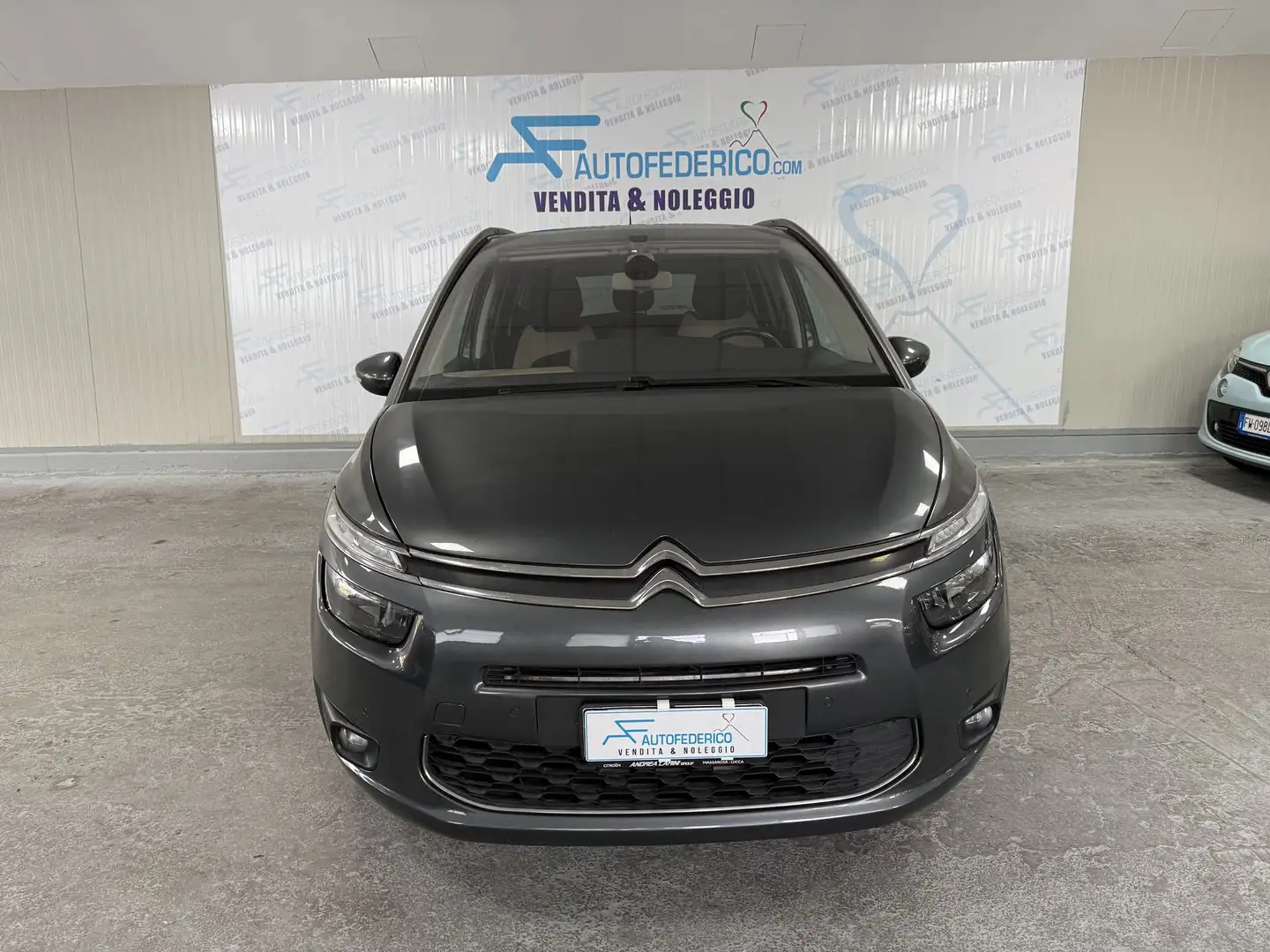 Citroen Grand C4 Picasso BlueHDi 120 S&S Exclusive Gris - 2