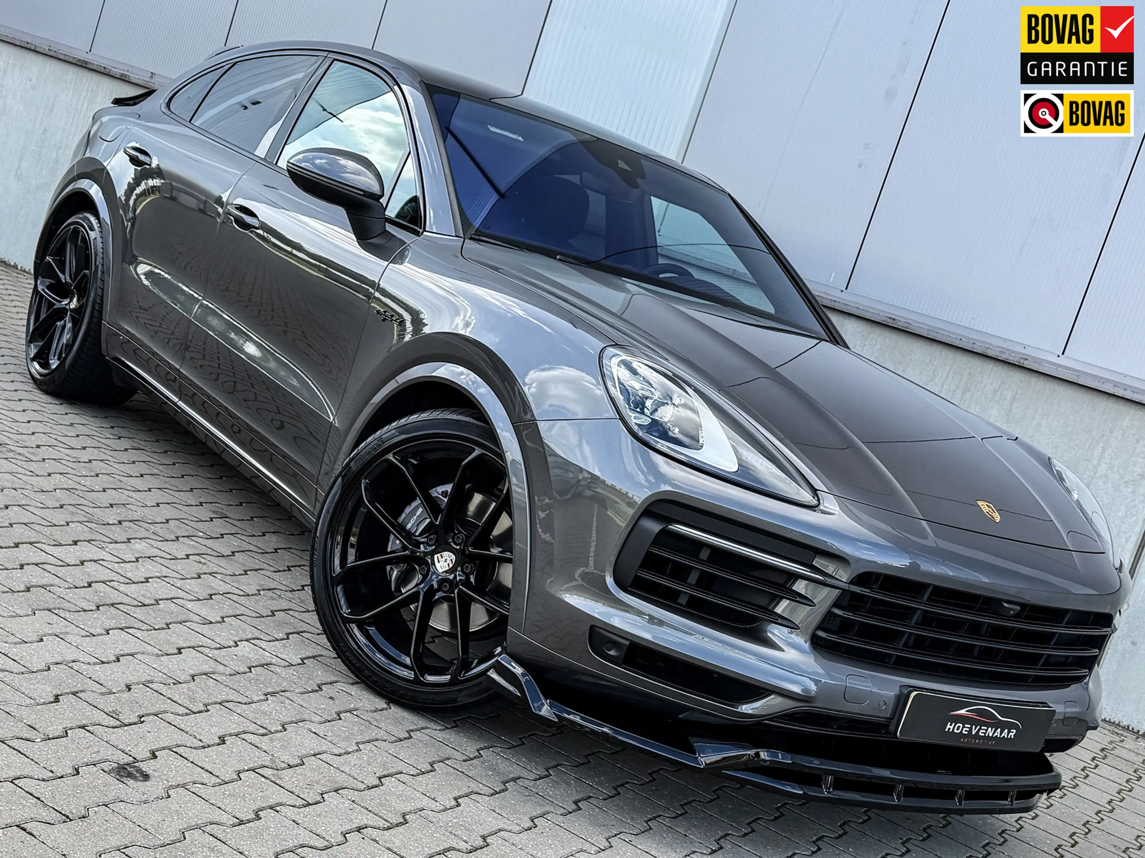 Porsche Cayenne Coupé 3.0 E-Hybrid 462pK Pano PPF 22Inch Sport chr