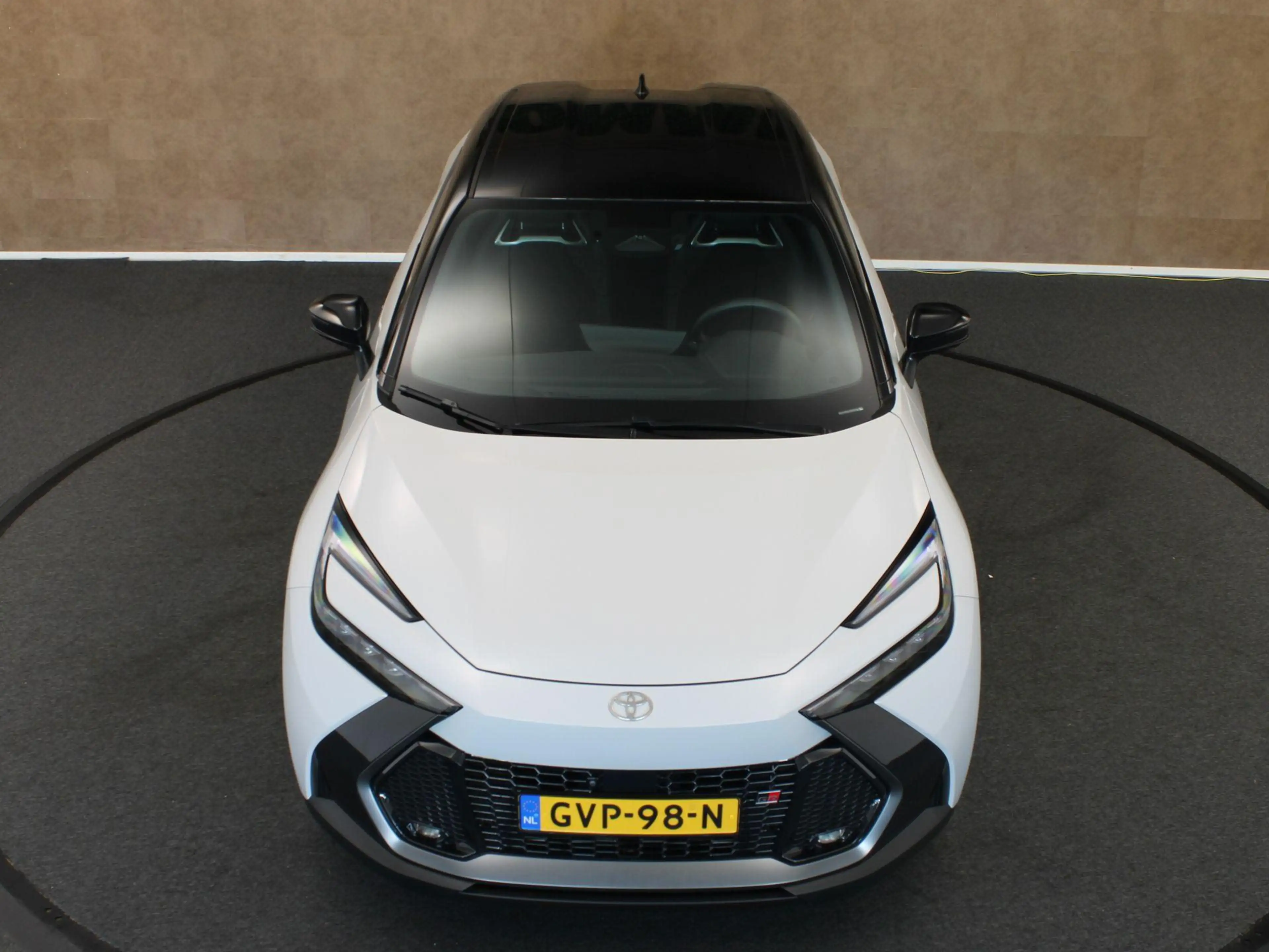 Toyota C-HR 2.0 Plug-in Hybrid 220 GR SPORT PLUS - ORIGINEEL N — photo 15
