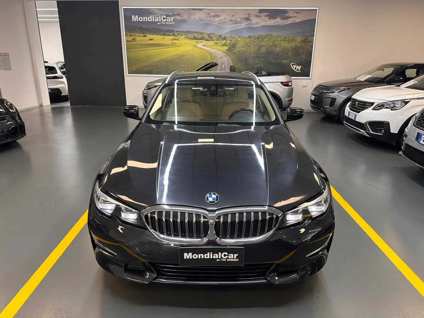 BMW 320 d Touring Luxury auto Noir - 2