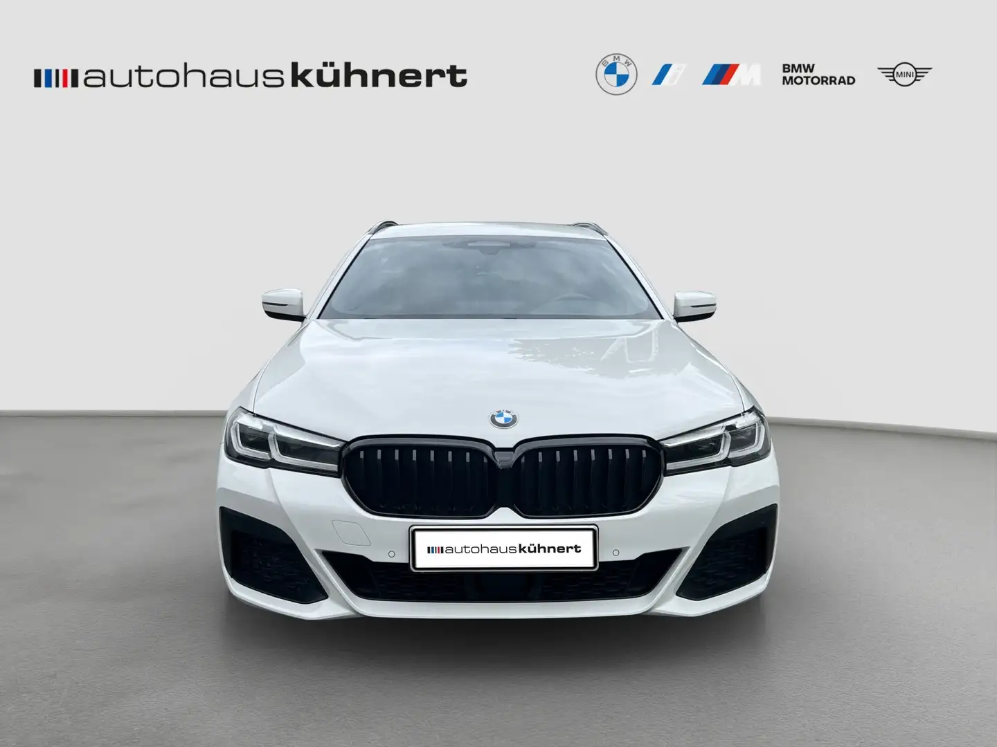 BMW 520 d Touring ///M-Sport ACC LED Luftfed. SpurAss Blanc - 2