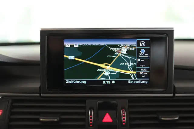 Audi A6 Avant view 15