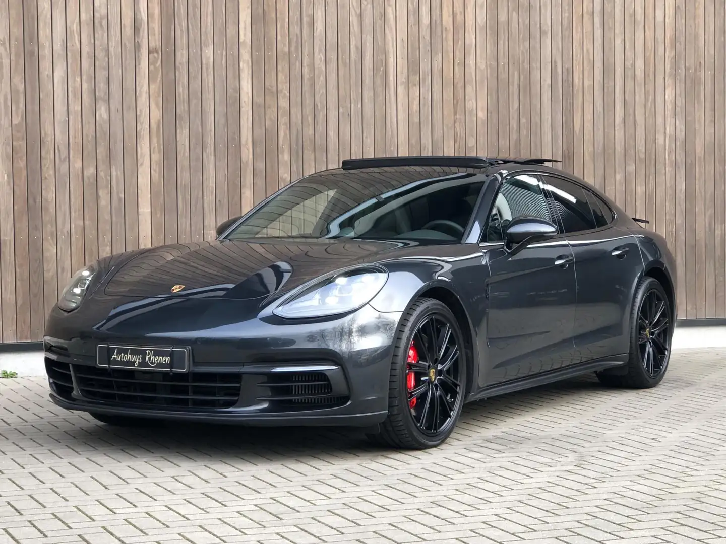 Porsche Panamera 2.9 4 E-Hybrid|Pano|Uitstraling|21 Inch| Gris - 2