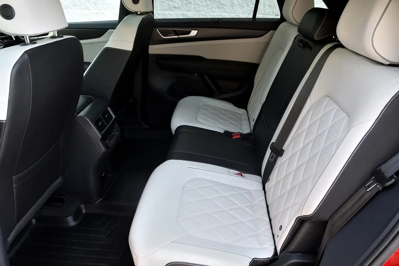 Volkswagen Atlas снимка Volkswagen Atlas