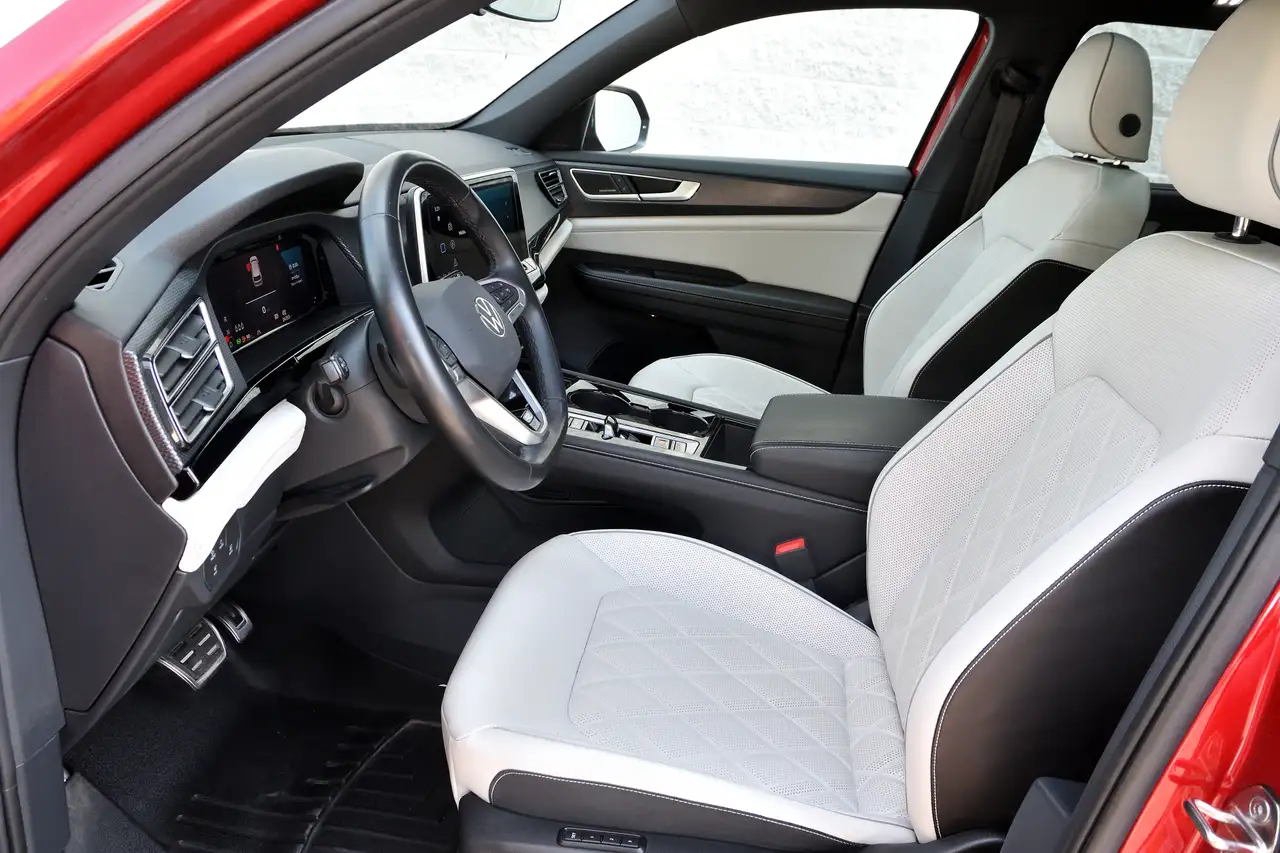 Volkswagen Atlas снимка Volkswagen Atlas
