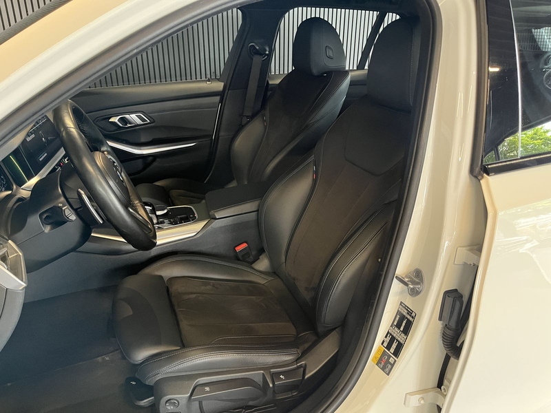BMW 320 e M-Sport AHK/Keyless/Kamera/LiveCopit/18Zol — photo 9