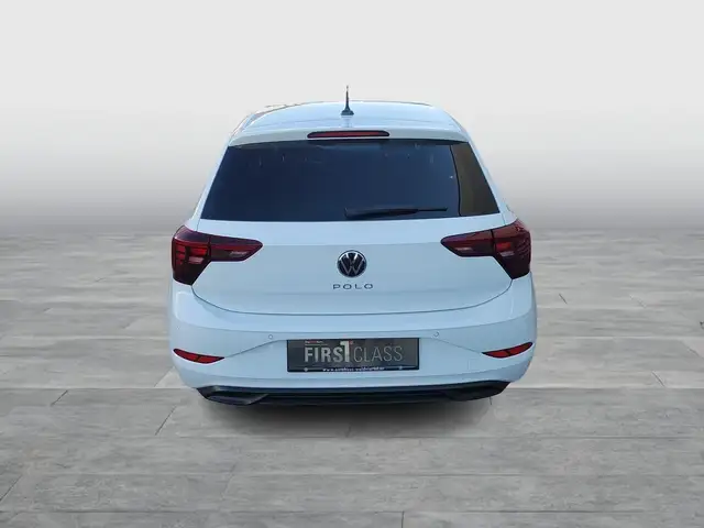 Volkswagen Polo view 5