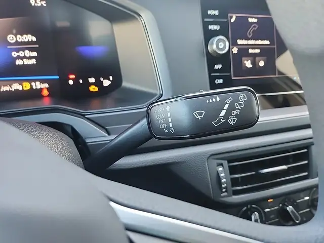Volkswagen Polo view 13