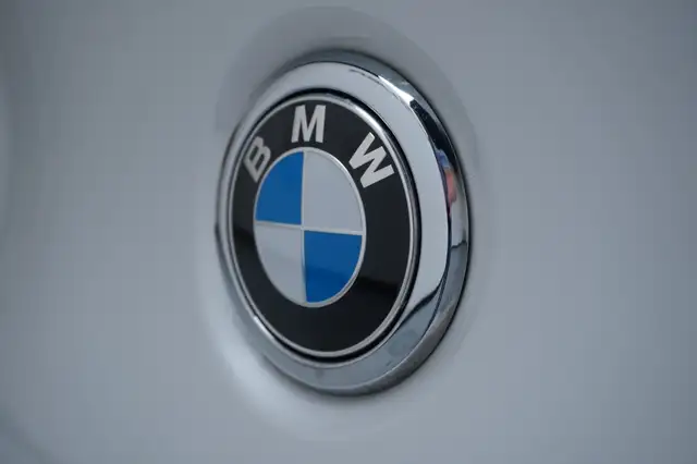 BMW 1 Series view 15