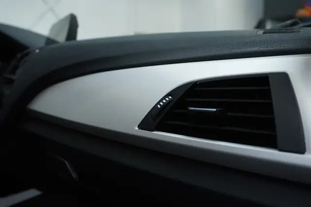 BMW 1 Series view 28