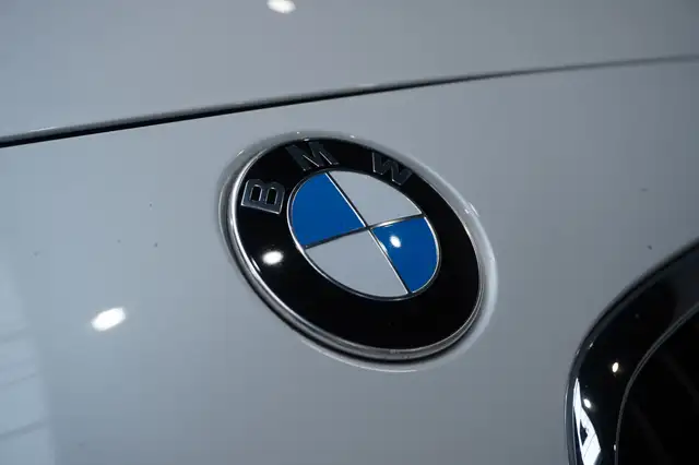 BMW 1 Series view 13