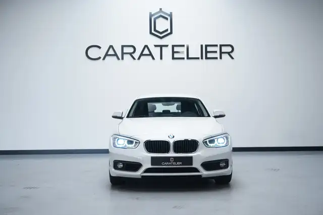 BMW 1 Series view 9