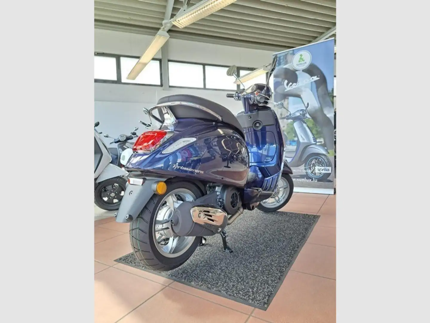 Vespa Primavera 125 cm3 - 2