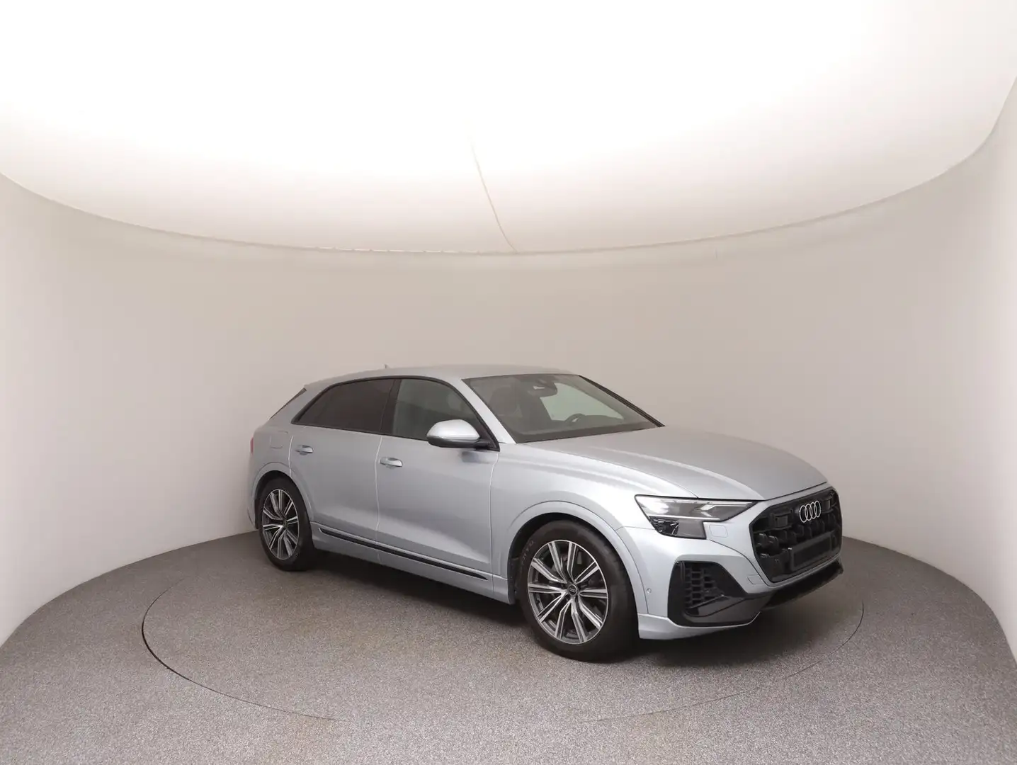 Audi Q8 e-hybrid quattro 290 kW Silber - 2