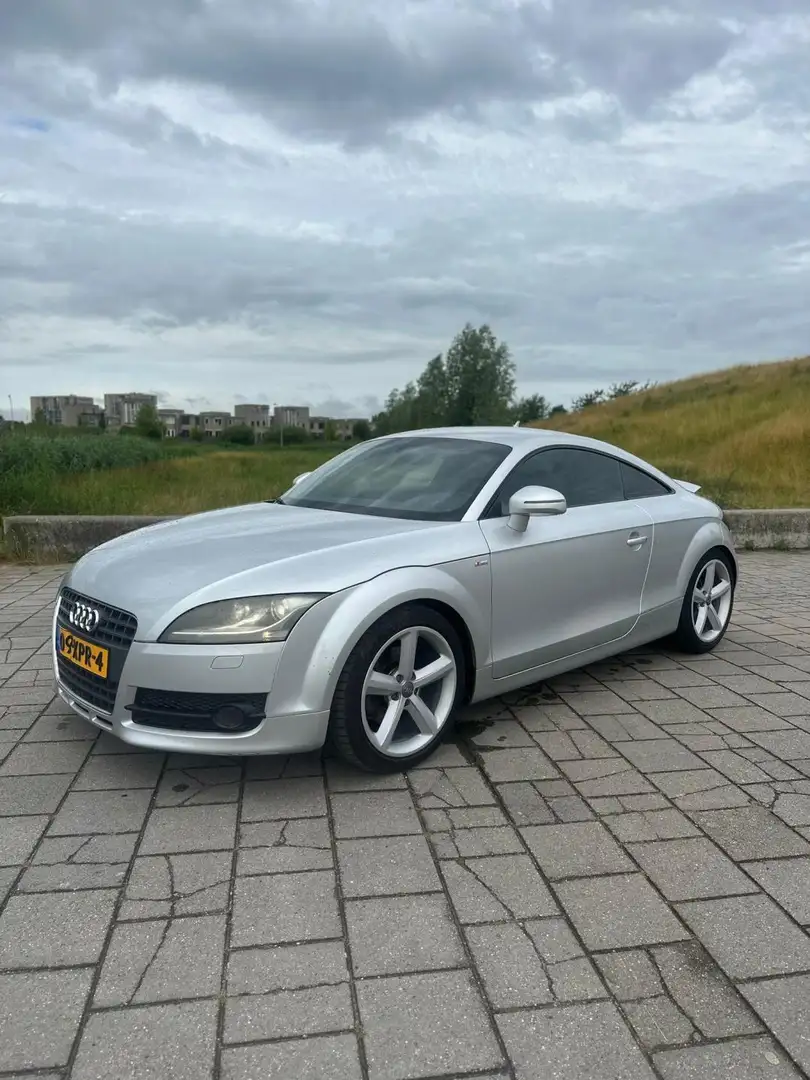 Audi TT 2.0 TFSI Pro Line Grijs - 1