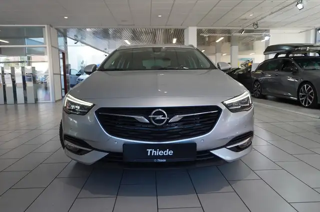 Opel Insignia view 6
