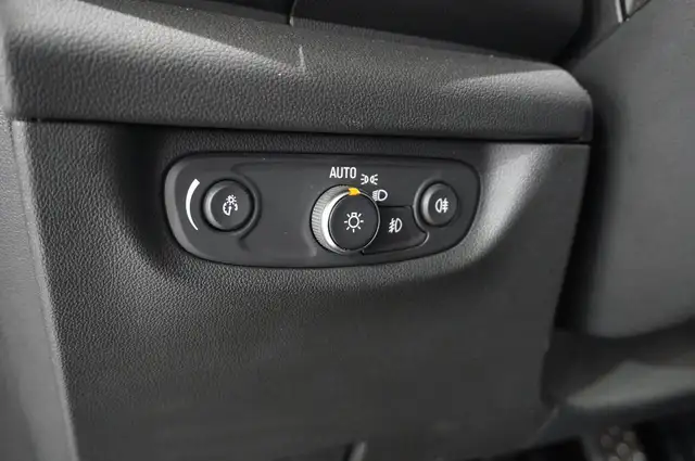 Opel Insignia view 22