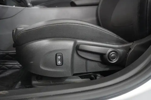 Opel Insignia view 15