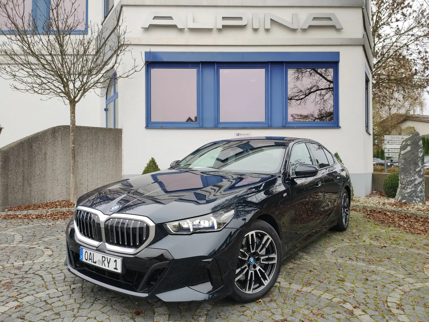 BMW 550 550 e xDrive M Sport Blau - 1