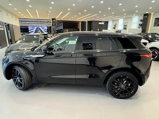 Land Rover Range Rover Evoque view 10