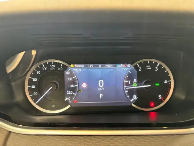 Land Rover Range Rover Evoque view 12