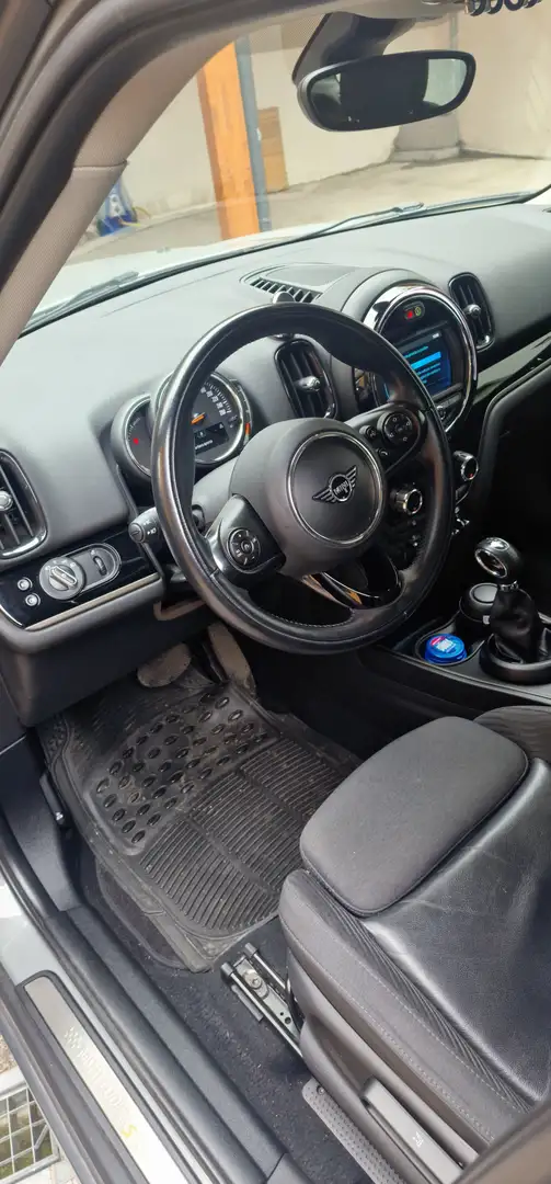 MINI Cooper SE Countryman Mini Countryman F60 2017 1.5 all4 auto Šedá - 1