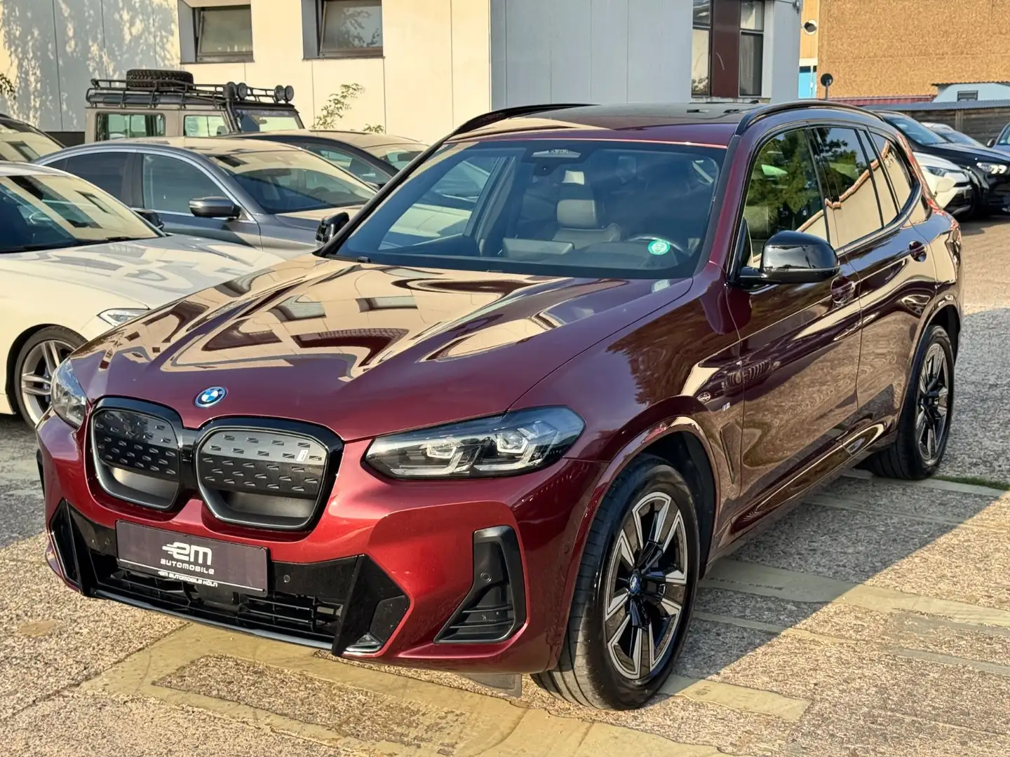 BMW iX3 M Sport Inspiring/Panorama/Leder/LED/Kamera Rot - 2