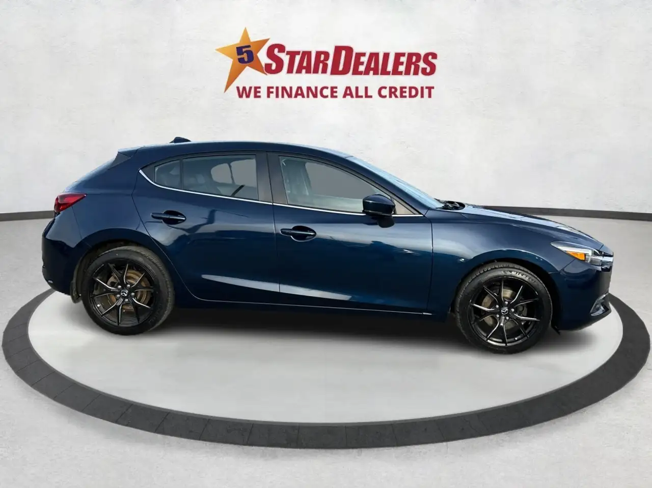 Mazda 3 снимка Mazda 3