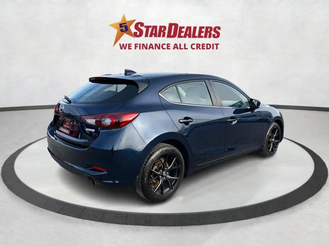 Mazda 3 снимка Mazda 3