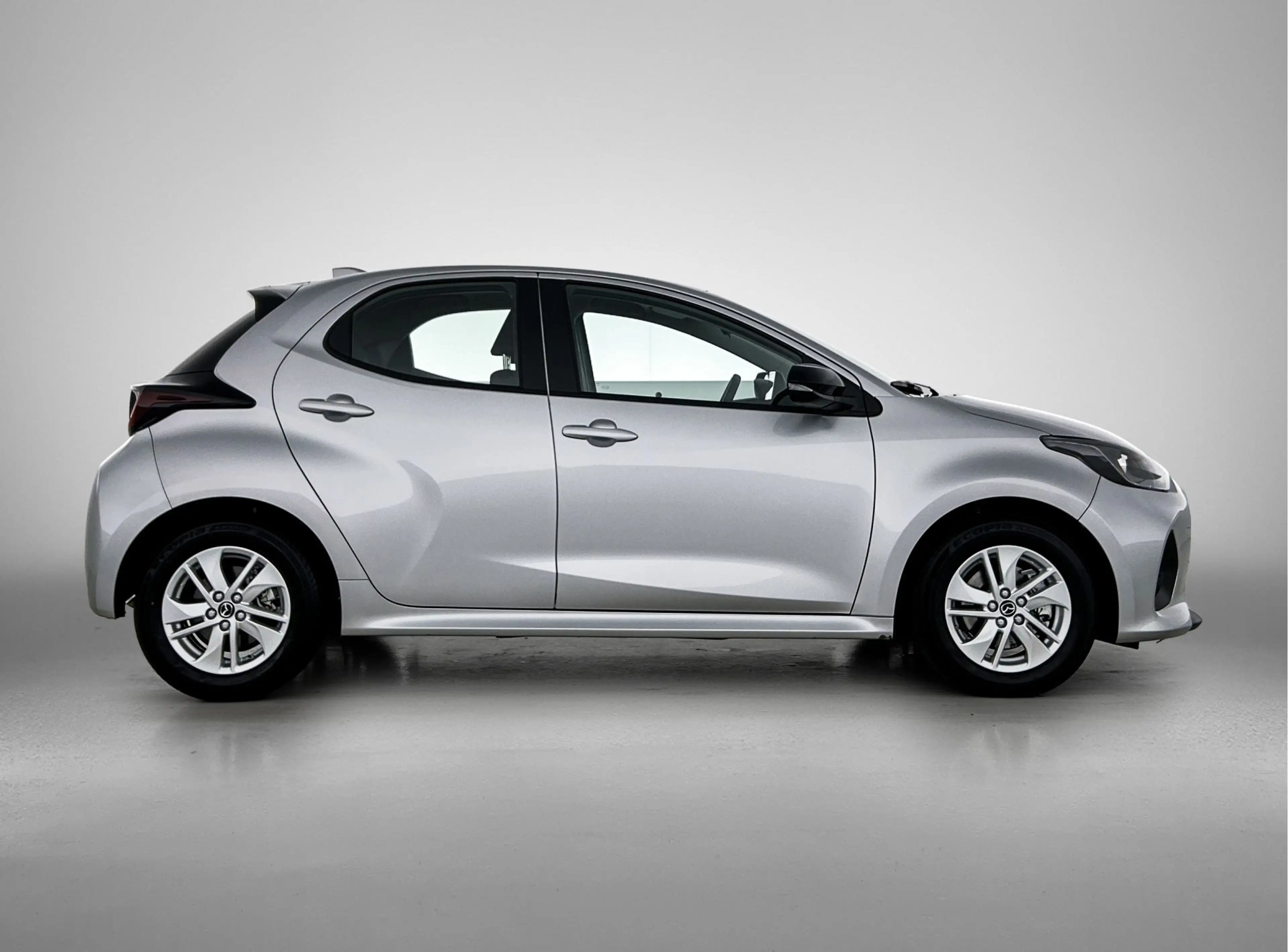 Mazda 2 Hybrid 1.5 Centre-line | Stoelverwarming | Climate — photo 10
